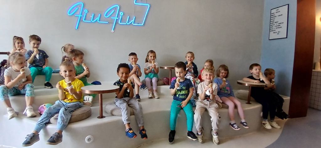 Sówki pracują i świętują